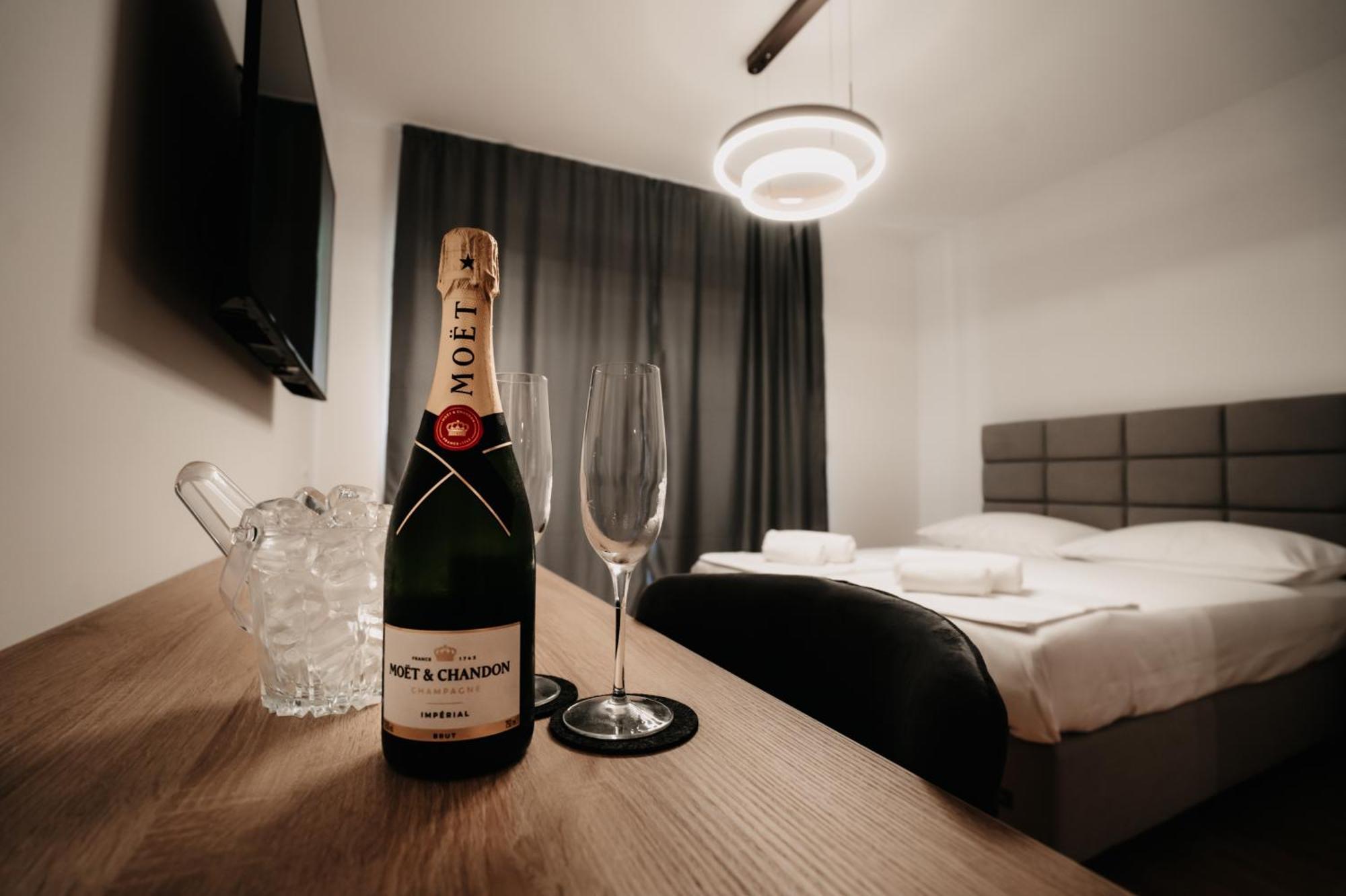 Toro Hospitality Apartman *